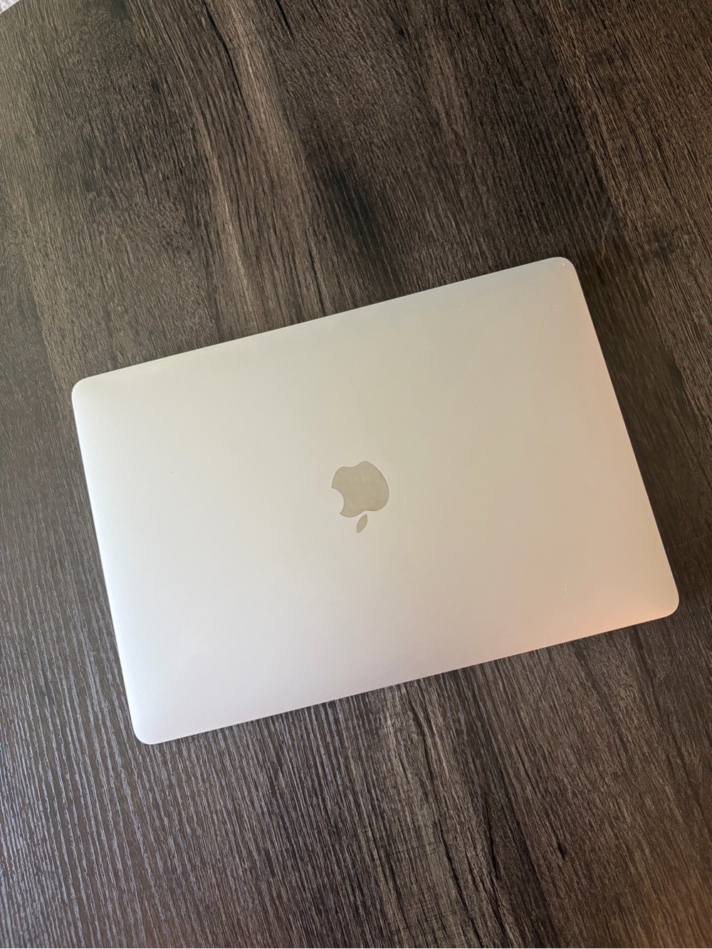 MacBook Pro 13 inch w/touchbar
